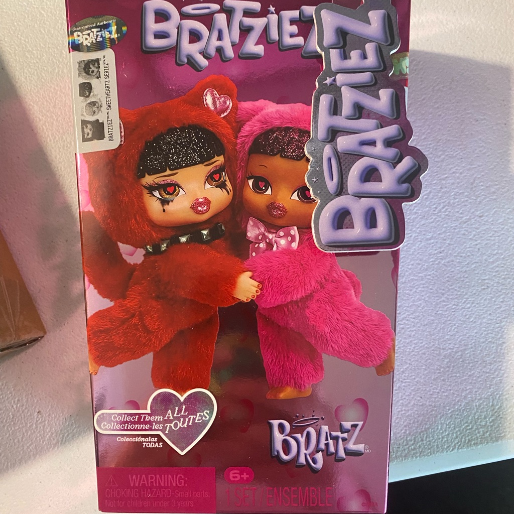 Bratz Bratziez Sweetheart 2026 Keychain Plush Blind Box
